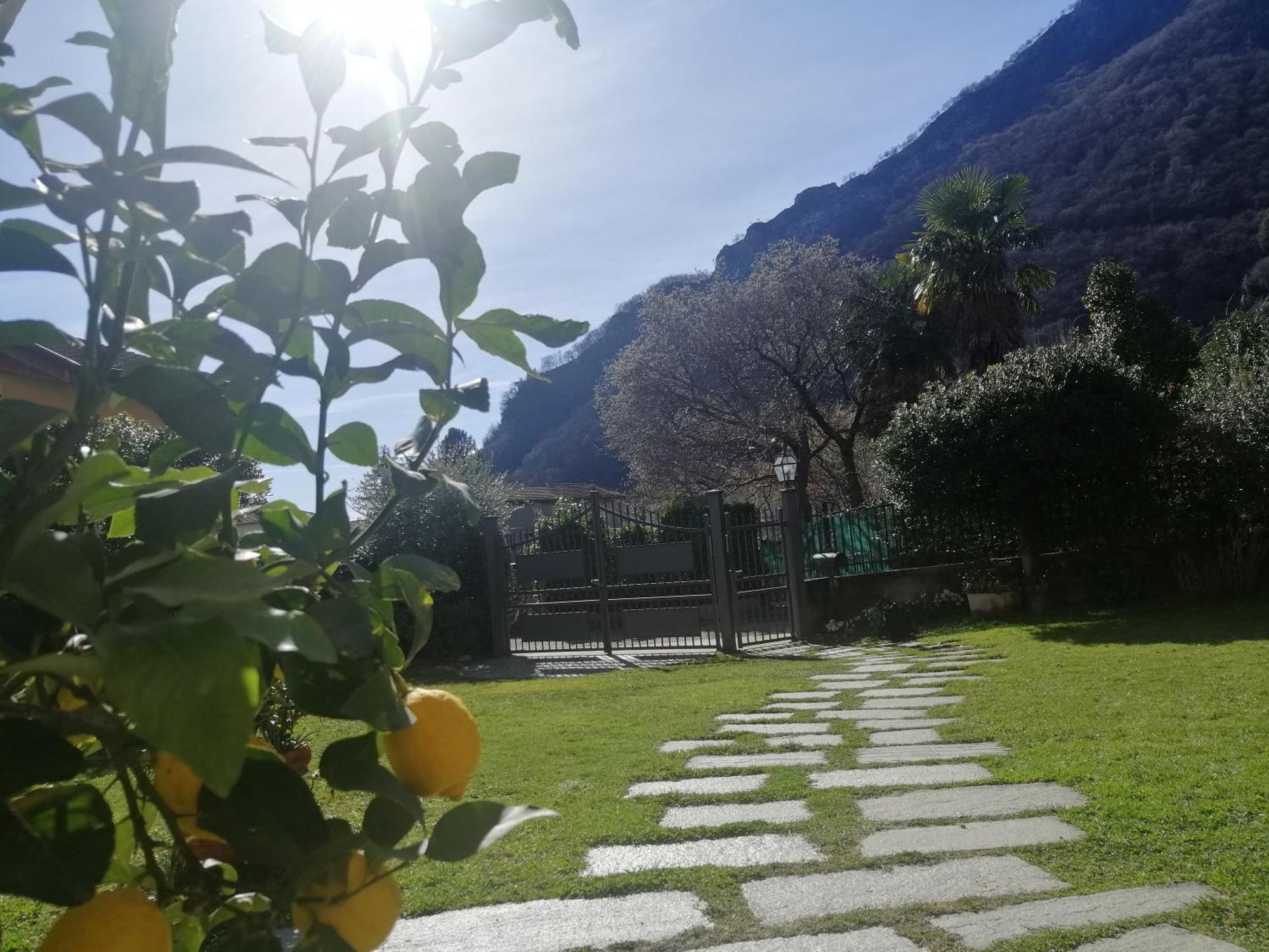 Art Music House Lake Como دونغو المظهر الخارجي الصورة